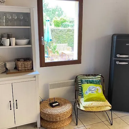 Holiday home Maison Au Coeur Des Landes, Saint-julien En Born